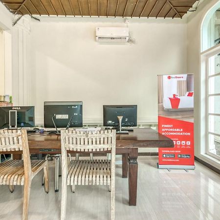 Reddoorz Plus Near Akademi Kepolisian Semarang 3 Eksteriør billede