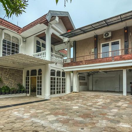 Reddoorz Plus Near Akademi Kepolisian Semarang 3 Eksteriør billede